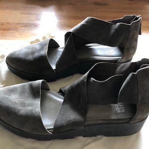 Eileen Fisher Carver Nubuck Sandal